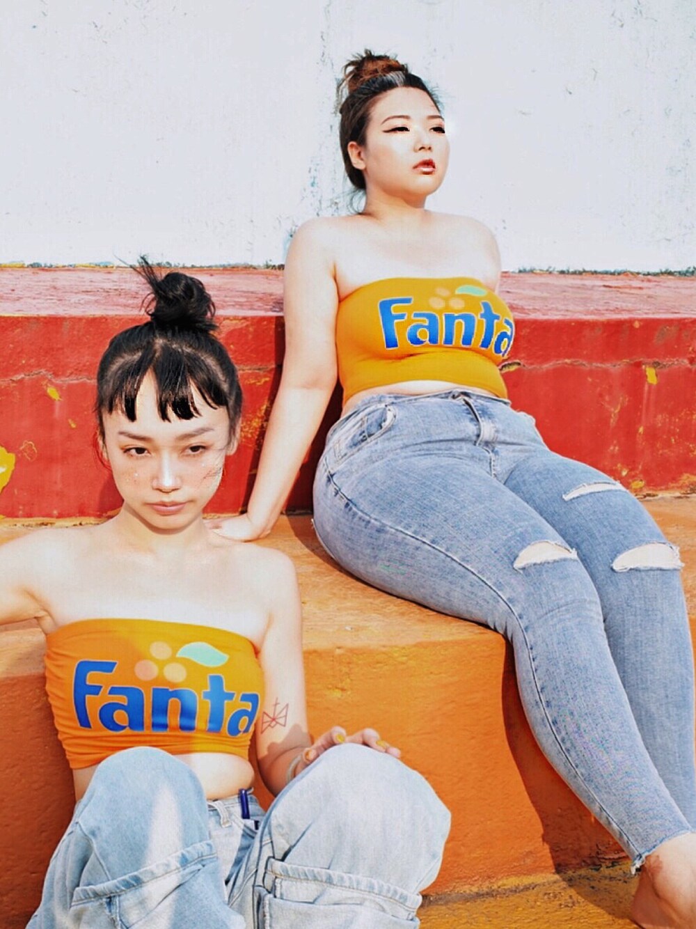 「ootd、FOREVER 21、plussize、夏、Fanta、ぽっちゃり、jeans、橘色、女子、台湾」｜「FOREVER 21のアイテム（チューブトップ、オレンジ系）」を使った、包BAOさん（レディース・173cm）の夏コーディネートの1枚目の写真