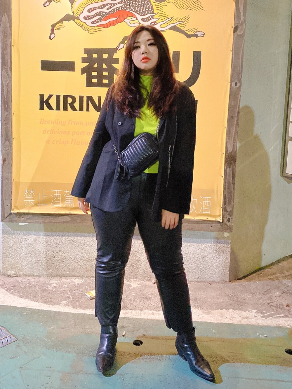 「Merry Christmas、daily look、plussize、asos、ブレザー、ぽっちゃり、レザー、セーター、juicyfatty、台湾」｜「asosのアイテム（ニット/セーター、グリーン系）」を使った、包BAOさん（レディース・172cm）の冬コーディネートの1枚目の写真