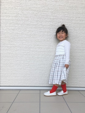 「リブT」｜「アイテム（スリッポン）」を使った、minaさん（キッズ・90cm）の春コーディネート