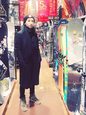 「Yohji Yamamoto（ヨウジヤマモト）のアイテム（ダッフルコート）」を使った、i_am_Ch3neyさん（メンズ・180cm）の冬コーディネート