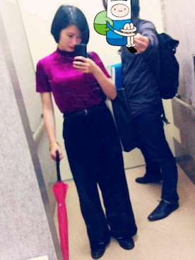 「アイテム（バングル/リストバンド、パープル系）」を使った、Hannahさん（レディース・158cm）の夏コーディネート