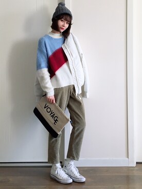 「アイテム（MA-1、ホワイト系）」を使った、喵喵小桃さん（レディース・160cm）の冬コーディネート