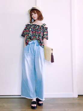 「PAGEBOY（ページボーイ）のトモリボン付きデニムワイドパンツ（デニムパンツ）」を使った、喵喵小桃さん（レディース・160cm）の夏コーディネート