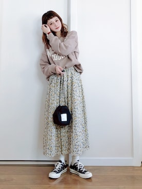 「アイテム（ポーチ）」を使った、喵喵小桃さん（レディース・160cm）の冬コーディネート