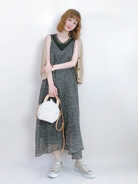 「日系极简」｜「アイテム（その他）」を使った、喵喵小桃さん（レディース・160cm）の春コーディネート
