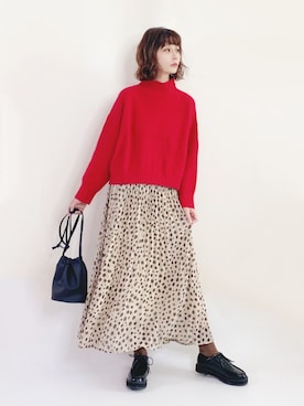 「red」｜「アイテム（その他）」を使った、喵喵小桃さん（レディース・160cm）の冬コーディネート