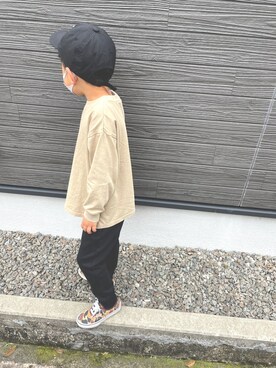 「オールドスクール」｜「アイテム（スウェットパンツ）」を使った、maiさん（キッズ・120cm）の春コーディネート