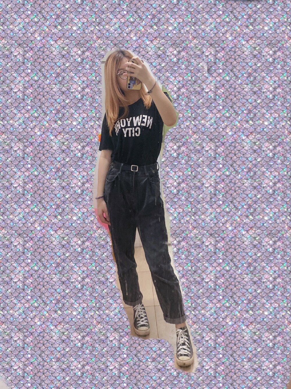 「ootd、街头搭配、休闲、converse、通勤穿搭、黑色、black、黒」｜「忠犬小八梨形自制のアイテム（デニムパンツ、ブラック系）」を使った、Peach🍑さん（レディース・170cm）の秋コーディネートの1枚目の写真
