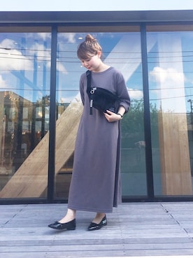 「くすみカラー」｜「アイテム（ボディバッグ/ウエストポーチ）」を使った、harusan:)さん（レディース・152cm）の秋コーディネート