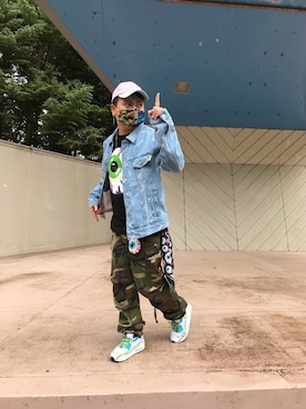 「コインケース」｜「アイテム（ジャケット/アウター）」を使った、小林一寿さん（メンズ・165cm）の秋コーディネート
