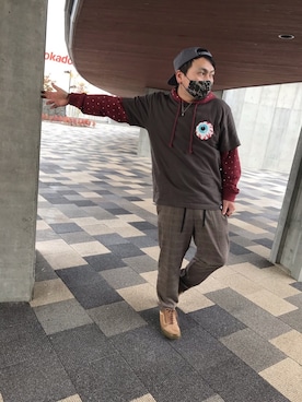 「LRG（エルアールジー）のアイテム（帽子）」を使った、小林一寿さん（メンズ・165cm）の秋コーディネート