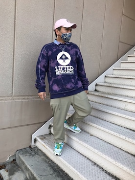 「LRG（エルアールジー）のアイテム（トップス）」を使った、小林一寿さん（メンズ・165cm）の冬コーディネート