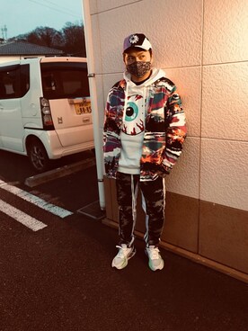 「MISHKA（ミシカ）のアイテム（キャップ）」を使った、小林一寿さん（メンズ・165cm）の春コーディネート