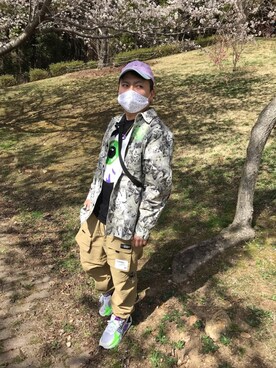 「FILA（フィラ）のアイテム（キャップ）」を使った、小林一寿さん（メンズ・166cm）の春コーディネート