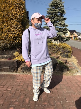 「MISHKA（ミシカ）のアイテム（キャップ）」を使った、小林一寿さん（メンズ・166cm）の春コーディネート