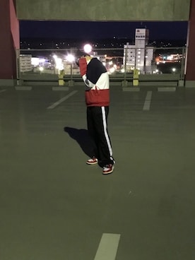 「韓国好きな人と繋がりたい」｜パンが大好きさん（メンズ・165cm）の冬コーディネート