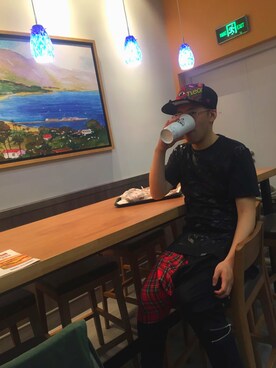 Sunny_Rock在上海打酱油さんのコーディネート