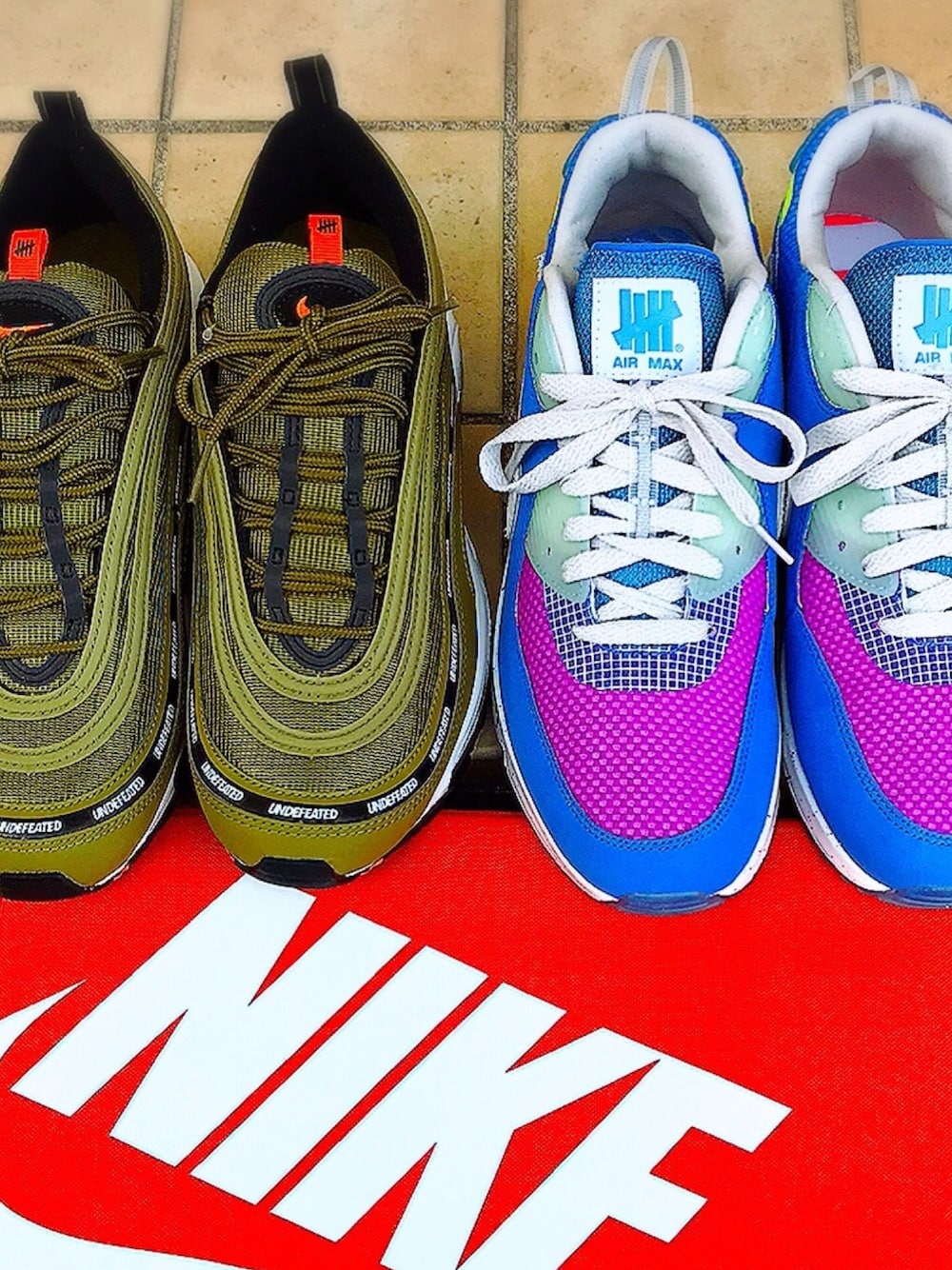 「NIKEのアイテム（スニーカー、グリーン系）」を使った、tm1974さん（メンズ・171cm）の冬コーディネートの1枚目の写真