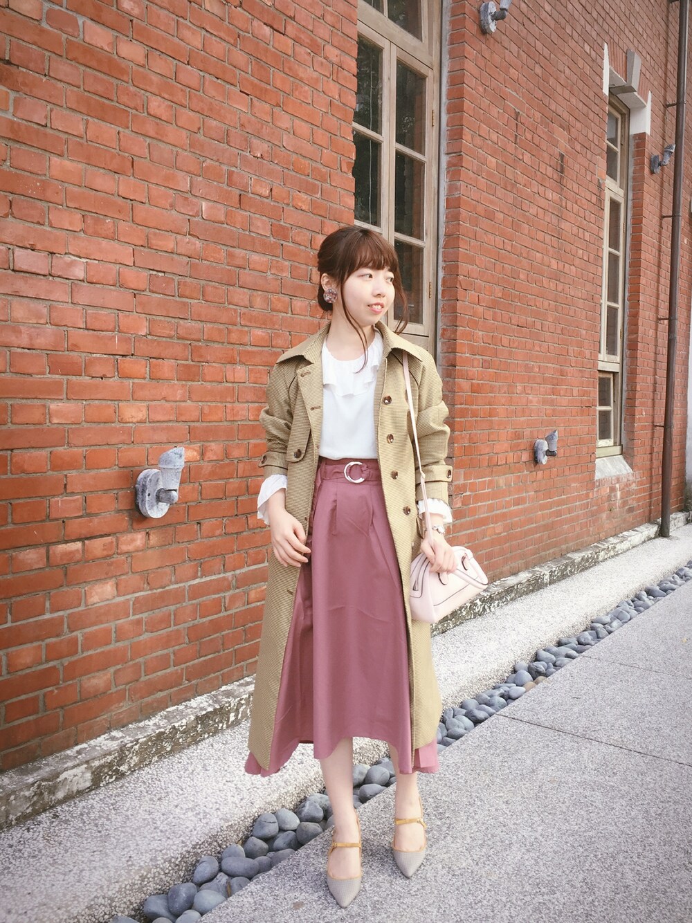 「冬、冬コーデ、忘年会、ootd、outfit」｜「Heatherのアイテム（スカート、ピンク系）」を使った、alicealice0305さん（レディース・153cm）の冬コーディネートの1枚目の写真