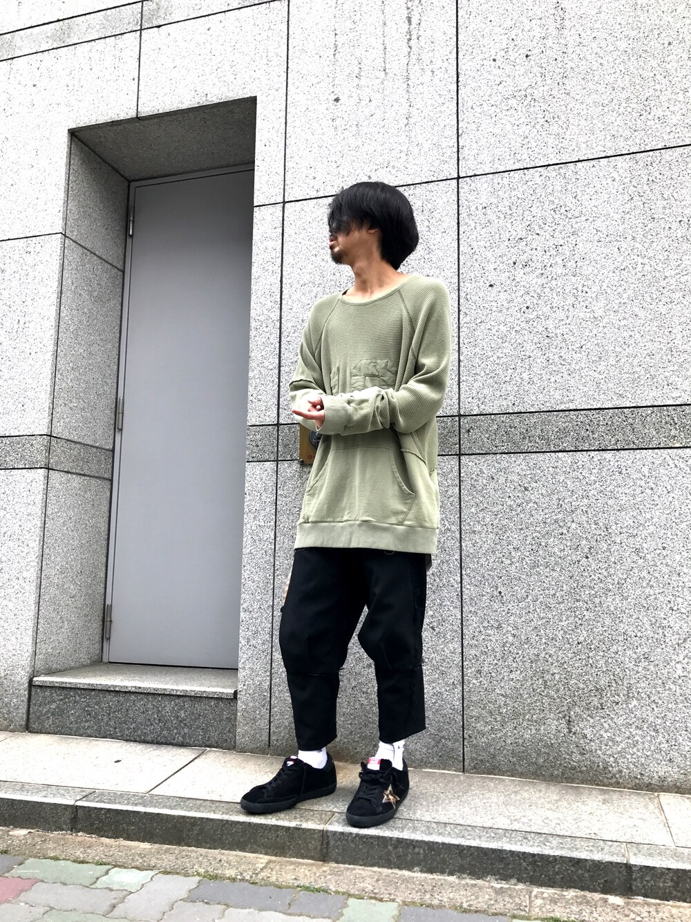 「blackmeans、LHP、職人気質、ビッグT、greg lauren、カーキ、LHP名古屋、ボブ」｜「GREG LAURENのアイテム（Tシャツ/カットソー、グリーン系）」を使った、相川直輝さん（メンズ・172cm）の春コーディネートの1枚目の写真
