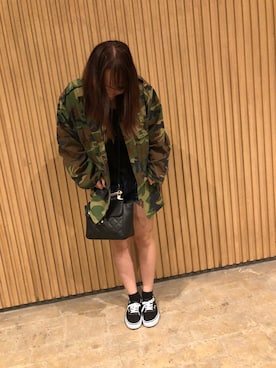 「迷彩ジャケット」｜ねんさん（レディース・150cm）の秋コーディネート