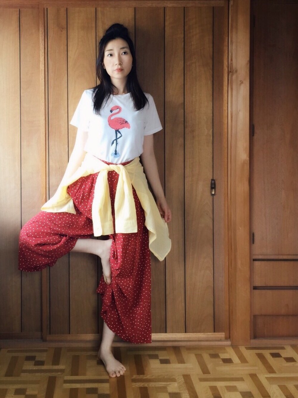 「ベルイエロー、フラミンゴ、ヨガ、春コーデ、おうちスタイル、美女と野獣キャンペーン」｜「cepoのアイテム（Tシャツ/カットソー、ホワイト系）」を使った、TARÖSUKEさん（レディース・161cm）の春コーディネートの1枚目の写真