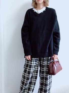 「アイテム（Tシャツ/カットソー）」を使った、バタ子さん（レディース・165cm・30代）の冬コーディネート