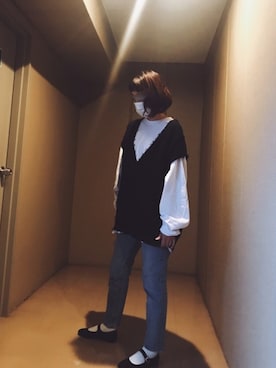 「MOUSSY（マウジー）のMVS SKINNY（デニムパンツ）」を使った、バタ子さん（レディース・165cm）の秋コーディネート