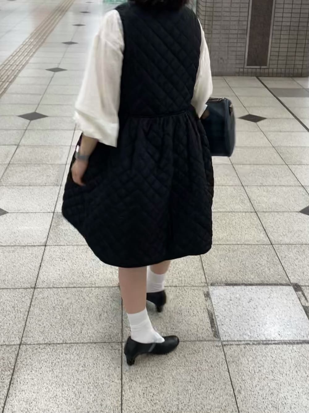 「これが私をアゲる服、オトナカジュアル、シンプルコーデ、お洒落さんとつながりたい、オトナ女子、夏、モノトーン」｜「POLO RALPH LAURENのアイテム（バッグ、グリーン系）」を使った、yyyさん（レディース・155cm）の春コーディネートの1枚目の写真