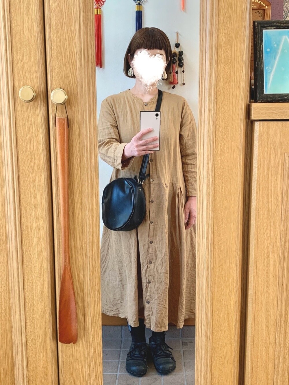 「今日のコーデ、今日の服、秋色コーデ、モンタナ」｜「しまむらのアイテム（ショルダーバッグ、ブラック系）」を使った、まっきさん（レディース・148cm）の秋コーディネートの1枚目の写真