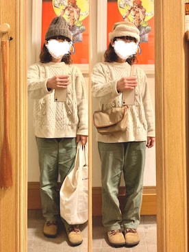 「白とカーキ」｜まっきさん（レディース・150cm）の秋コーディネート