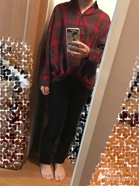 「NOWHERE（ノーウェア）のアイテム」を使った、すずゆらさん（レディース・163cm）の秋コーディネート