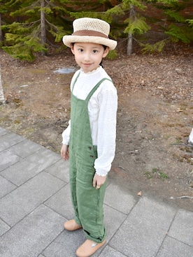 「NEEDLE WORK（ニードルワーク）のアイテム（オールインワン・サロペット）」を使った、minasaraさん（キッズ・130cm）の春コーディネート