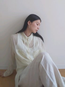 「JIL SANDER NAVY（ジルサンダーネイビー）のアイテム」を使った、美加里さん（レディース・170cm）の春コーディネート
