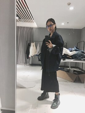 「8CMのアイテム（ジャケット/アウター、ブラック系）」を使った、Win Chanさん（レディース・160cm）の夏コーディネート