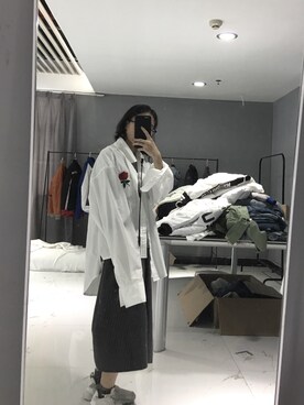 「8cmのアイテム（シャツ/ブラウス、ホワイト系）」を使った、Win Chanさん（レディース・160cm）の夏コーディネート