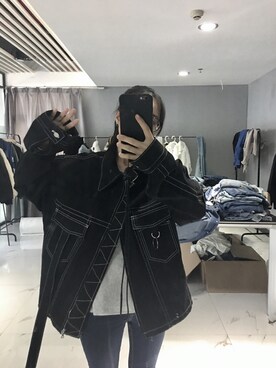 「8cmのアイテム（ジャケット/アウター、ブラック系）」を使った、Win Chanさん（レディース・160cm）の秋コーディネート