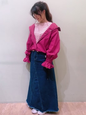 マウンテンパーカー ピンク系 を使った ボーダートップス の人気ファッションコーディネート Wear