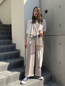 「beautiful people（ビューティフルピープル）の【beautiful people(ビューティフルピープル)】《STUDIOUS別注》ビニールサコッシュバッグ（ショルダーバッグ）」を使った、Mana Sodaさん（レディース・168cm）の春コーディネート