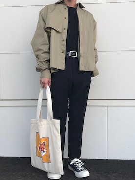 「メゾン キツネ(MAISON KITSUNE)」｜「アイテム（チノパンツ）」を使った、樋口さん（メンズ・163cm）の春コーディネート