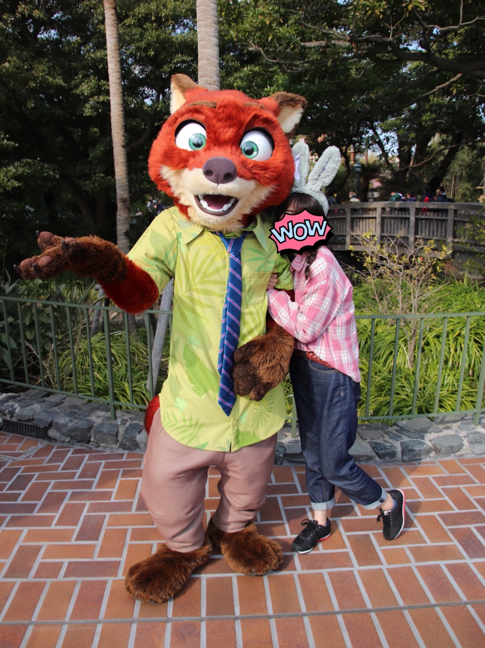 「ディズニー、ディズニーコーデ、ズートピア、ジュディバウンド、ディズニーランド、ディズニーバウンド」｜「MAJESTIC LEGONのビッグチェックシャツ（シャツ/ブラウス、ピンク系）」を使った、U.kiさん（レディース・158cm）の春コーディネートの1枚目の写真
