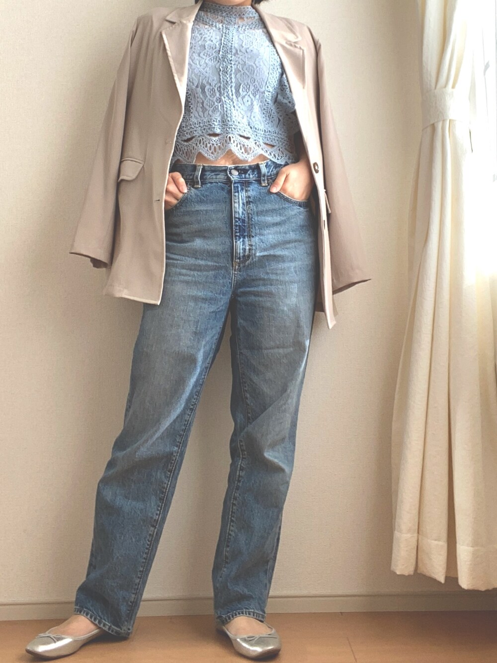 「春、シンプル、オトナカジュアル、バレエシューズ、プチプラ、おしゃれさんと繋がりたい、しまむら、デニム、ジャケット、春カラー」｜「しまむらのアイテム（テーラードジャケット、ベージュ系）」を使った、みーたん🌙🤍さん（レディース・164cm）の春コーディネートの1枚目の写真