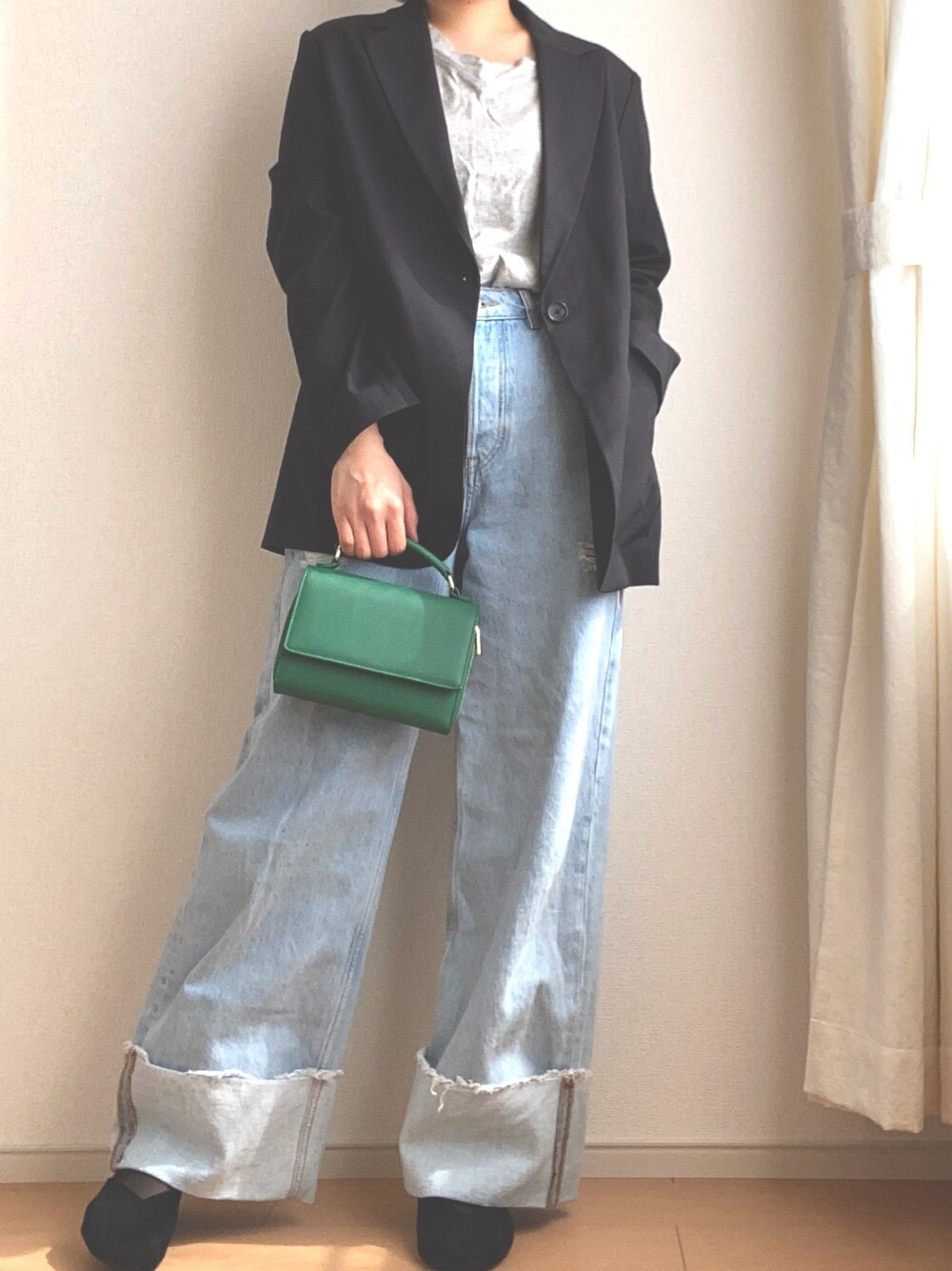 「ラクチンコーデ、春コーデ、プチプラコーデ、オトナ女子、大人コーデ、休日スタイル、ootd、きれいめカジュアル、プチプラ、デニムパンツ」｜「OZOCのアイテム（バッグ、グリーン系）」を使った、みーたん🌙🤍さん（レディース・164cm）の春コーディネートの1枚目の写真
