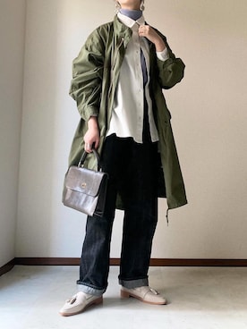 「and R（アンドアール）のアイテム（シャツ/ブラウス）」を使った、𝙰 𝚈 𝚄 𝙼 𝙸さん（レディース・164cm）の冬コーディネート