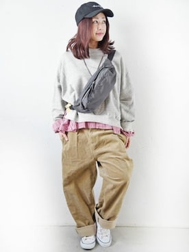 「アイラブCONVERSE」｜「アイテム（パンツ）」を使った、staff-Uさん（レディース・152cm）の秋コーディネート