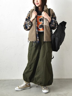 「DENIM DUNGAREE（デニムダンガリー）のアイテム（その他アウター）」を使った、staff-Uさん（レディース・152cm）の秋コーディネート