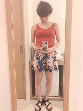 「UNIQLO（ユニクロ）のアイテム（Tank tops、オレンジ系）」を使った、miiii13さん（レディース・158cm）の春コーディネート