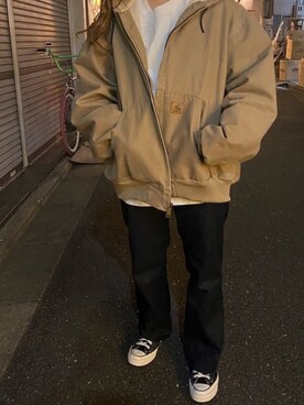 「Carhartt（カーハート）のアイテム（その他アウター）」を使った、みみさんさん（レディース・159cm）の秋コーディネート