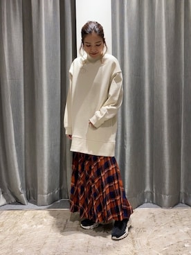 「NIKE（ナイキ）のナイキ エア マックス 95 プレミアム コントラスト ウィメンズシューズ / NIKE AIR MAX 95 PREMIUM CONTRAST（スニーカー）」を使った、ゆいさん（レディース・156cm）の秋コーディネート