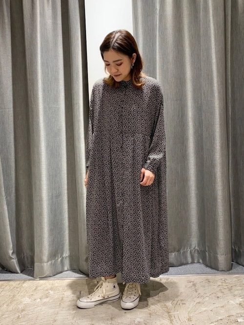 セール】スタンドカラーフラワープリントワンピース ＊（ワンピース